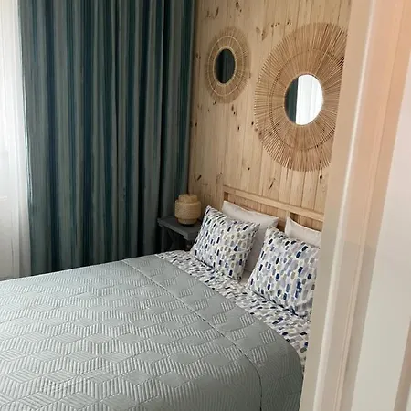 Apartament 11 Listopada 5 아파트 *